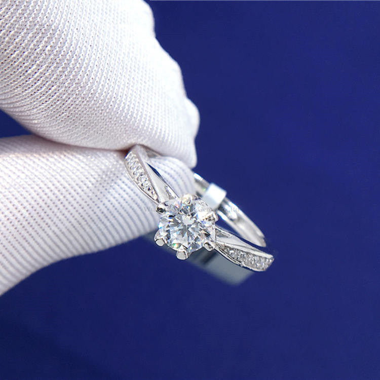 925 Silver Crystal Heart Ring