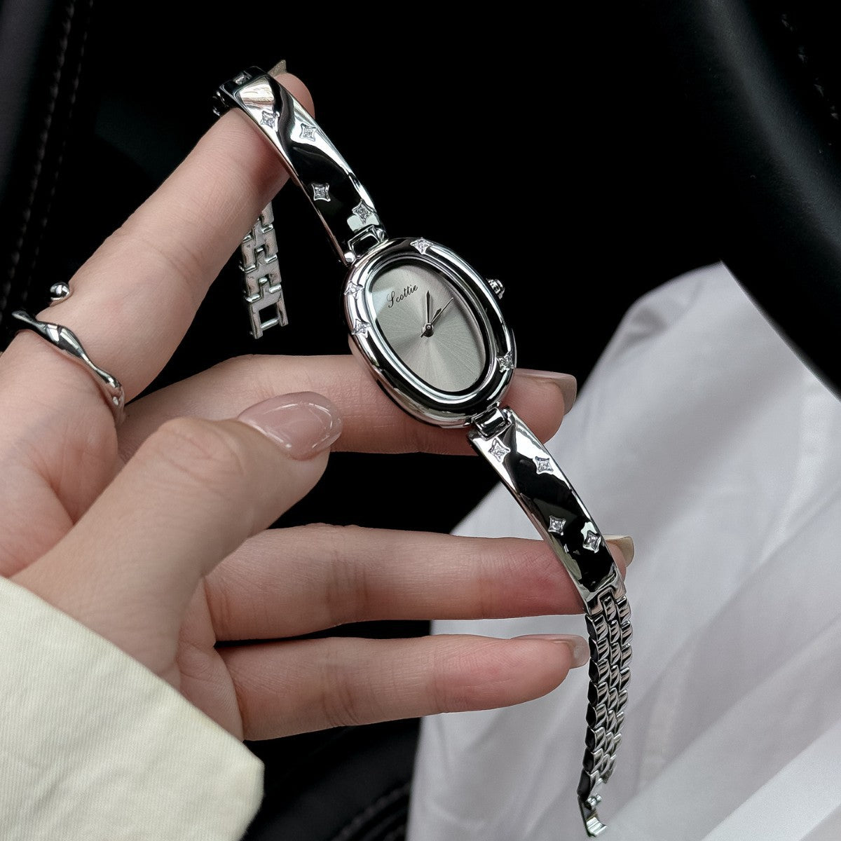 Lovely Aura Watch