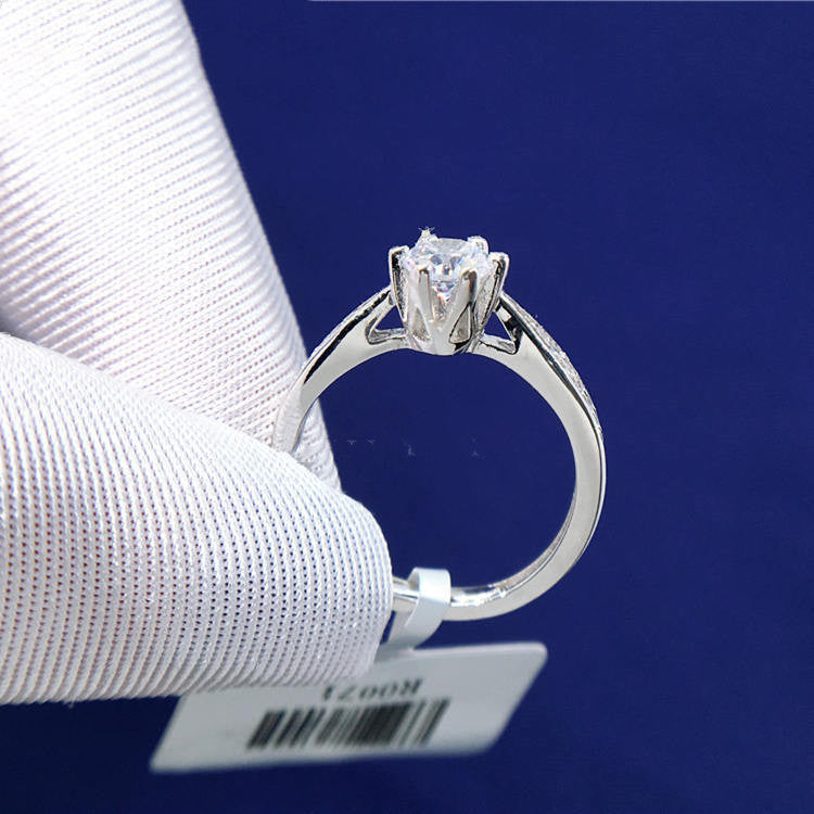 925 Silver Crystal Heart Ring