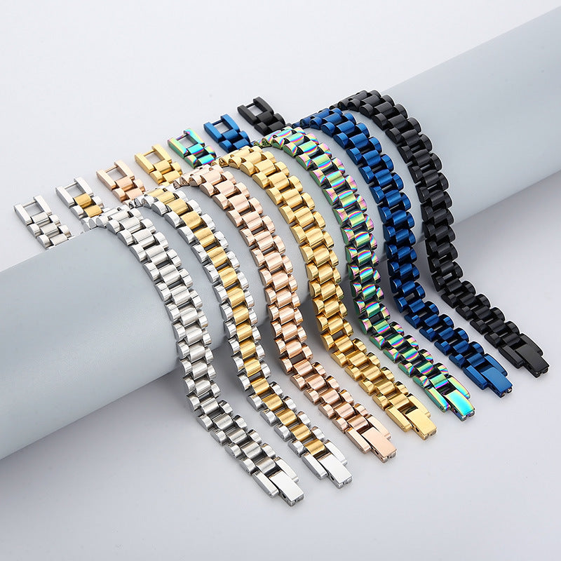 KAVR